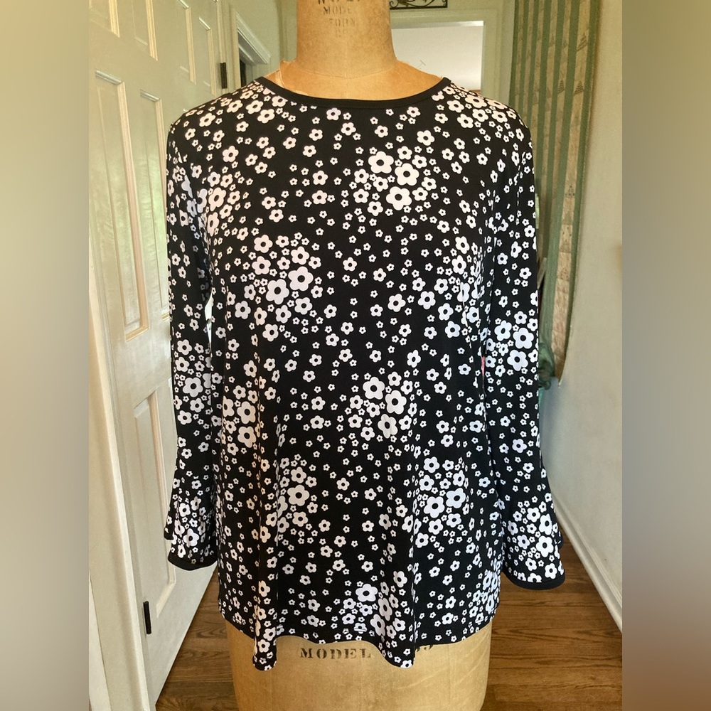Michael Michael Kors Floral Top BLACK & WHITE with Bell Sleeve Bottoms LARGE NWT